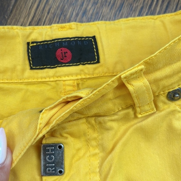 Richmond Jr. shorts Size 6 - Picture 6 of 8